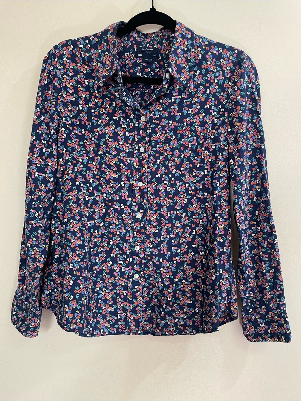 Gap Boyfriend Fit Small Floral Navy Button Down Shirt Pocket Size M